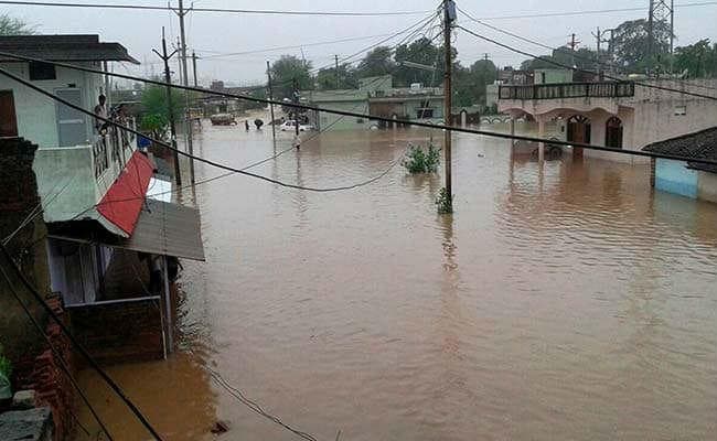 गंगा का जलस्तर बढ़ा, शहरी क्षेत्र के 50 घरों में पानी