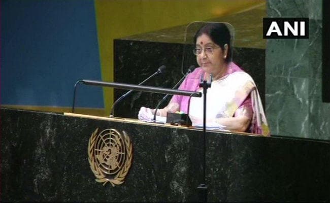 नेल्सन मंडेला के मूल्यों की अभी ज्यादा जरूरत: सुषमा स्वराज