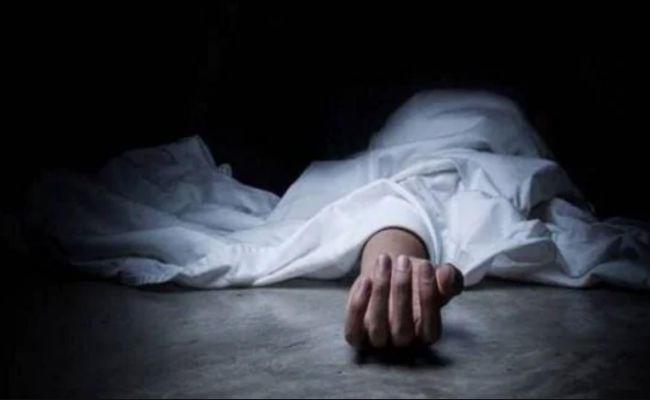 पैदल जा रहे चार बच्चों को वैन ने कुचला, दो की मौत