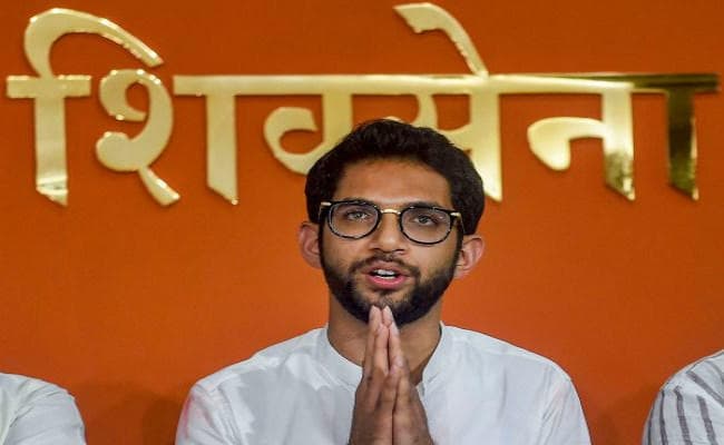 शिवसेना के नवनिर्वाचित विधायकों ने आदित्य ठाके को मुख्यमंत्री बनाने की मांग की
