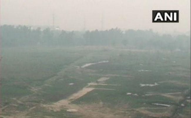 हवा चलने से दिल्ली में प्रदूषण का स्तर थोड़ा गिरा, वायु गुणवत्ता अब भी ‘बेहद खराब”, जानें क्या कहा मौसम विभाग ने