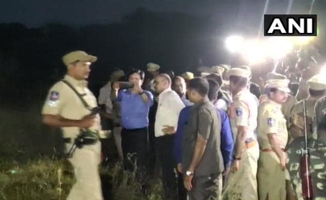 हैदराबाद पहुंची NHRC की टीम, घटना स्थल का किया दौरा; कथित मुठभेड़ की जांच शुरू