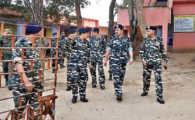 गोमिया की घटना : सीआरपीएफ के अस्थायी कैंप में छुट्टी को लेकर हुए विवाद में दो पदाधिकारियों को मारी थी गोली