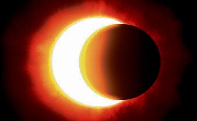 सूर्य ग्रहण : सूतक काल में होती है शुभ कार्यों को करने की मनाही