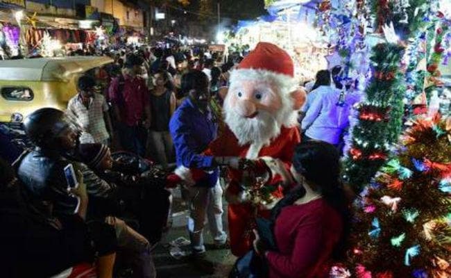 आज क्रिसमस, चर्च में सुरक्षा के सख्त प्रबंध