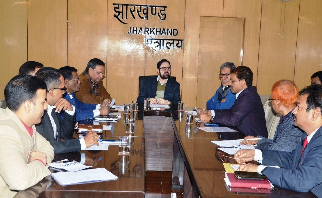 हेमंत सोरेन के शपथग्रहण समारोह को लेकर बोले मुख्य सचिव- समारोह में समन्वय सुनिश्चित करें