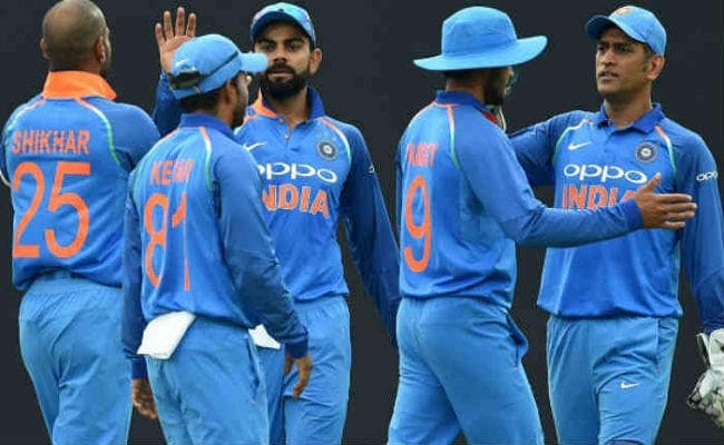 वाह काेहली, वाह धाैनी वाह टीम इंडिया