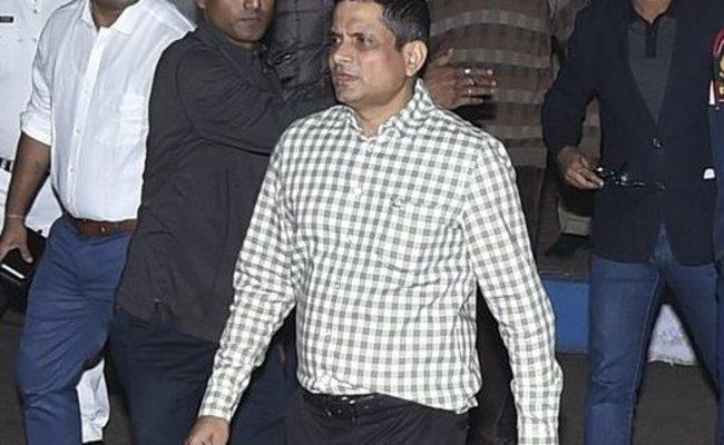 ”कोलकाता पुलिस प्रमुख ने चुनाव आयोग की बैठक में हिस्सा नहीं लेने पर जताया खेद”