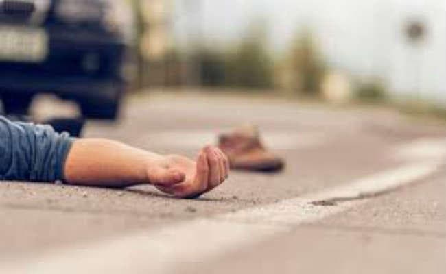 देवघर : स्कॉर्पियो में गर्लफ्रेंड के साथ वेलेंटाइन डे मना रहे युवक ने युवक को कुचला, हादसे में युवक की मौत