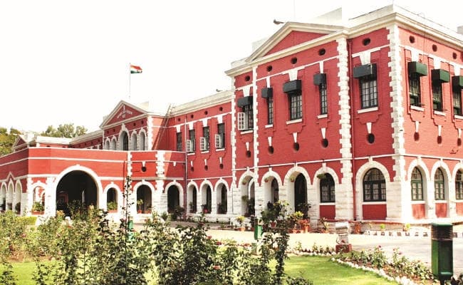 ….जब झारखंड कोर्ट ने कहा, पेंशन सेवानिवृत्तकर्मियों का अधिकार है, दान नहीं