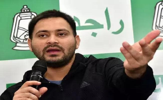 दिल्ली में महाबैठक के बाद भी महागठबंधन में सीट शेयरिंग पर नहीं बनी बात, तेजस्वी ने कही ये बात दिल्ली में महाबैठक के बाद भी महागठबंधन में सीट शेयरिंग पर नहीं बनी बात, तेजस्वी ने कही ये बात