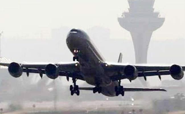 Planes का किराया बढ़ाये जाने के मसले पर मंगलवार को बैठक करेगा DGCA Planes का किराया बढ़ाये जाने के मसले पर मंगलवार को बैठक करेगा DGCA