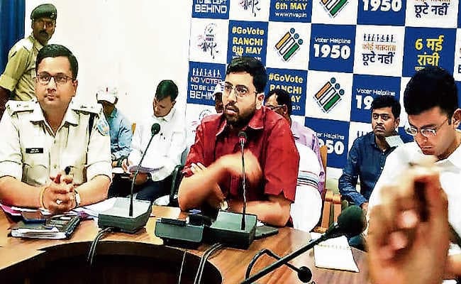 तय रूट से ही निकलेगी सरहुल व रामनवमी शोभायात्रा, भड़काऊ और अश्लील गाना बजाया, तो जब्त होगा डीजे