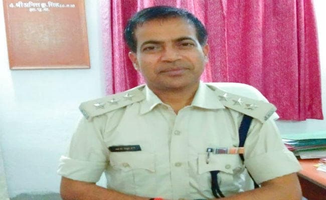 हजारीबाग : चौपदार बलिया में रामनवमी जुलूस पर पथराव मामले में दो लोग गिरफ्तार हजारीबाग : चौपदार बलिया में रामनवमी जुलूस पर पथराव मामले में दो लोग गिरफ्तार