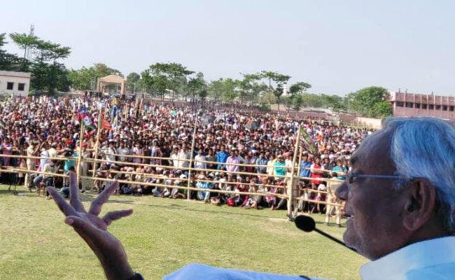 लोकसभा चुनाव : आरक्षण की बात करनेवाले बताएं, पति-पत्नी ने 15 वर्षों के शासन में क्या-क्या किया? : नीतीश, …देखें वीडियो