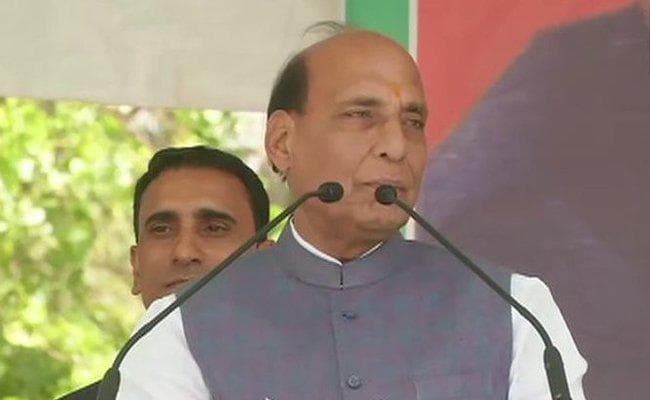 राजनाथ ने ‘न्याय” योजना के जरिये गरीबी मिटाने के राहुल गांधी के वादे पर तंज किया