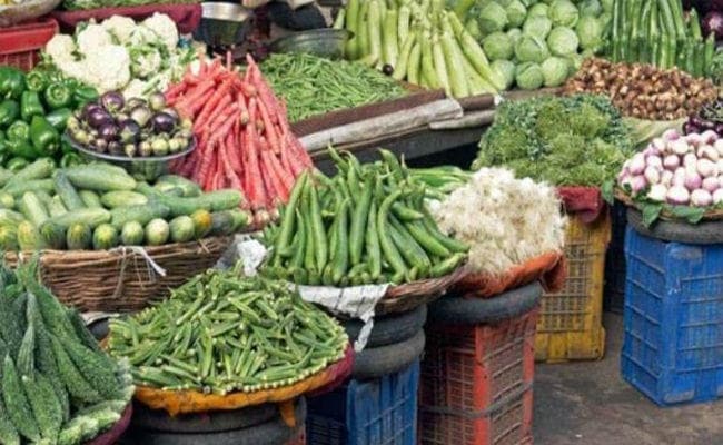 अप्रैल में खाने-पीने की चीजें महंगी, थोक मुद्रास्फीति घटकर 3.07 फीसदी पर