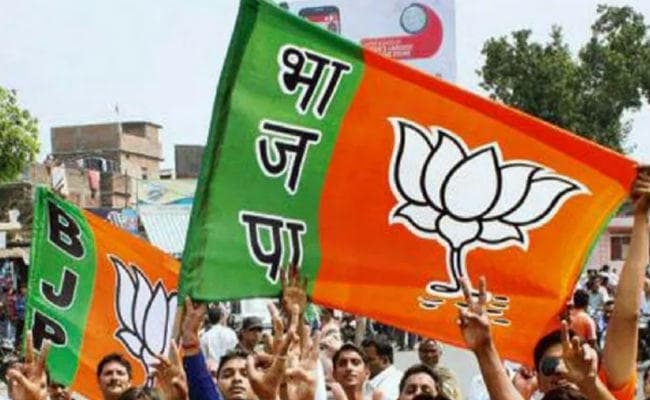 हिमाचल प्रदेश की सभी चार सीटों पर भाजपा आगे