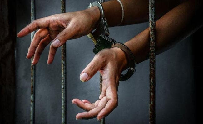 BAIL के लिए कैंसर पीड़ित कैदी की सुप्रीम कोर्ट से गुहार, ”मां की गोद में मरना चाहता हूँ”