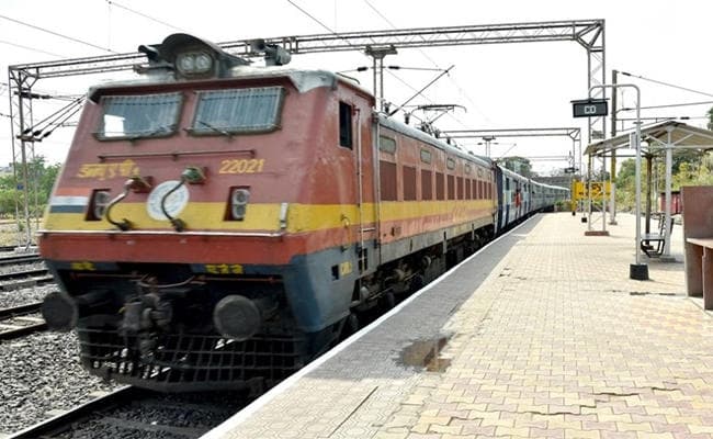 चेन्नई के लिए 13 जोड़ी साप्ताहिक स्पेशल ट्रेन