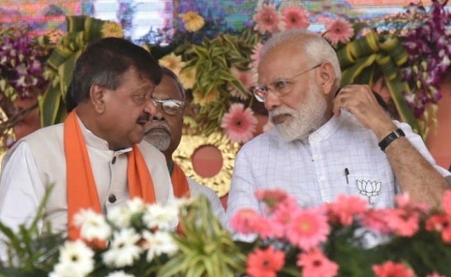 ”बल्ला कांड” से नाराज PM मोदी, बैठक में बोले- किसी का भी बेटा हो पार्टी से निकाल देना चाहिए
