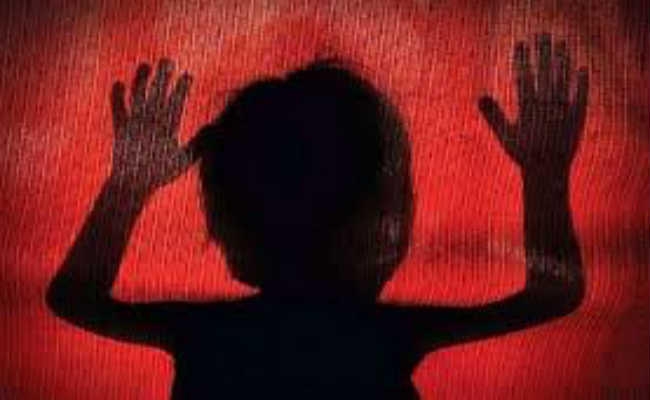 बाघमारा : आठ साल की बच्ची के साथ हैवानियत, पुलिस ने दुष्कर्मी मुंहबोले चाचा को किया गिरफ्तार
