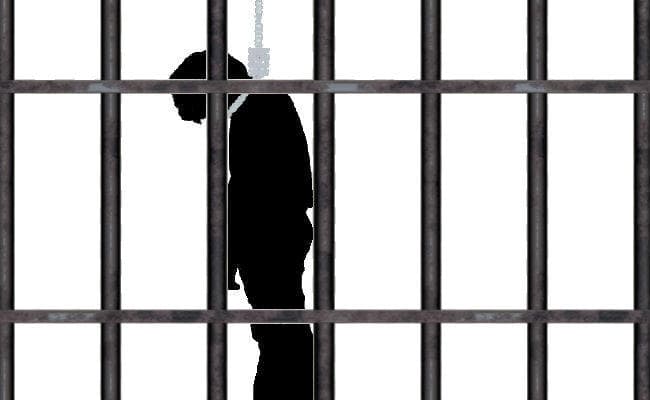 पूर्व विधायक के पोते ने दरभंगा मंडल कारा में की खुदकुशी, परिजनों ने पुलिस पर लगाया पीट कर हत्या करने का आरोप पूर्व विधायक के पोते ने दरभंगा मंडल कारा में की खुदकुशी, परिजनों ने पुलिस पर लगाया पीट कर हत्या करने का आरोप