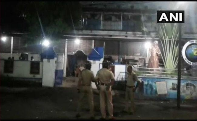 पश्चिम बंगाल: बैरकपुर से भाजपा सांसद अर्जुन सिंह के घर पर फेंके गए बम, अंधाधुंध फायरिंग