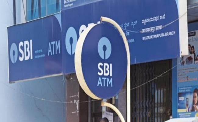 SBI ने शॉर्ट टर्म और लॉन्ग टर्म सेविंग्स पर घटाया ब्याज दर, जानिये कितनी की कटौती…?