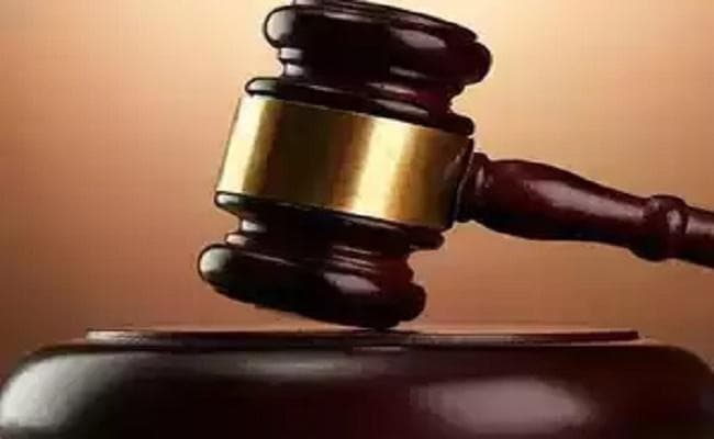 पत्नी के सामने पति का गला रेत कर मारने वाले 5 को उम्रकैद