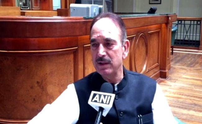 कश्मीर के हालात पर बोले गुलाम नबी आजाद- केंद्र सरकार के कदम से घाटी में हालात असामान्य