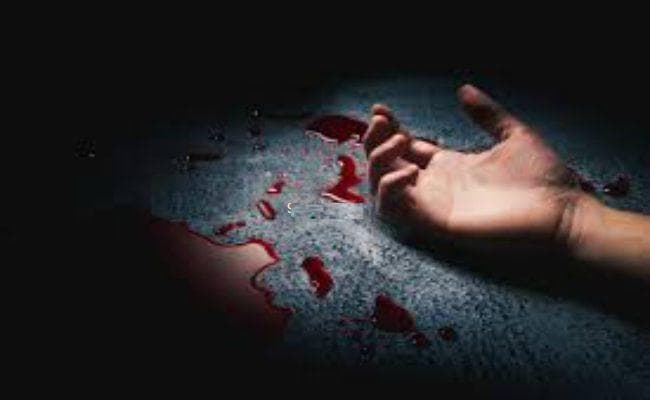 यात्री के कान व अंगुली कटे