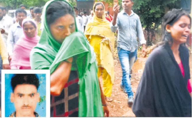 रातू : रात में ठीक था, सुबह फंदे से झूलता मिला