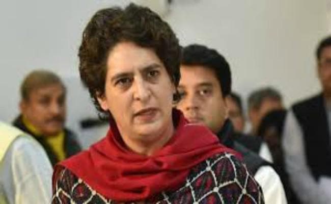 प्रियंका गांधी ने पूर्व केंद्रीय मंत्री चिन्मयानंद के बहाने भाजपा पर साधा निशाना, महिला सुरक्षा पर उठाये सवाल