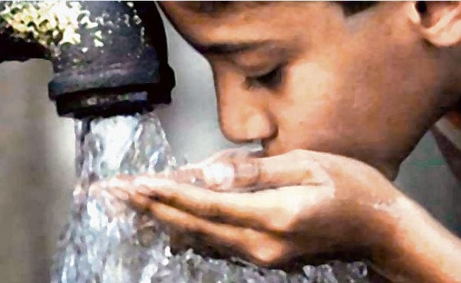 पटना : हर घर नल का जल, घरों में लगेगी पानी मापने की मशीन पटना : हर घर नल का जल, घरों में लगेगी पानी मापने की मशीन