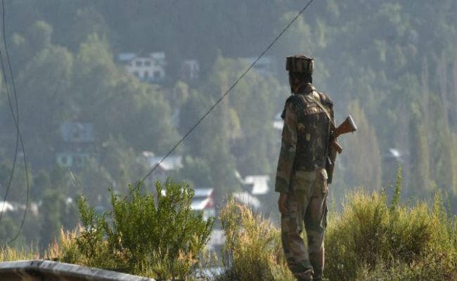 खुलासा: नहीं मान रहा पाकिस्तान, LoC पर फिर सक्रिय किये लॉन्च पैड, घुसपैठ की तैयारी में 275 आतंकी