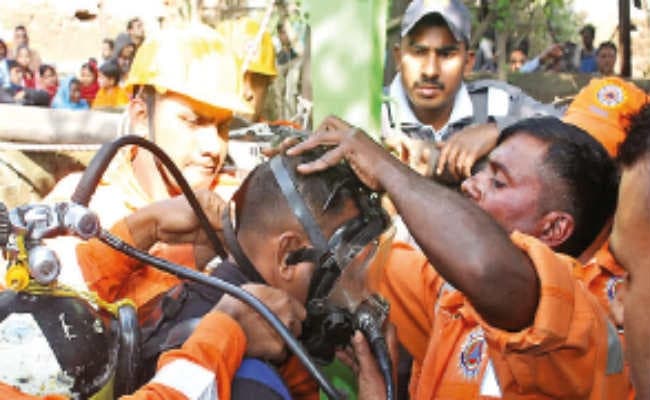 एनडीआरएफ की टीम भी सुष्मिता की तलाश में विफल