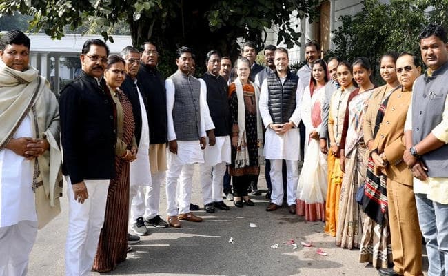 झारखंड के कांग्रेस विधायक सोनिया और राहुल से मिले