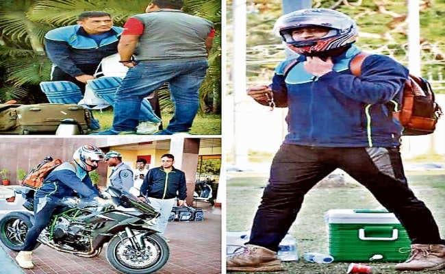 ”बेफिक्रे”: रांची की सड़क पर बेफिकर, बेधड़क, बिंदास घूम रहे हैं MS धौनी