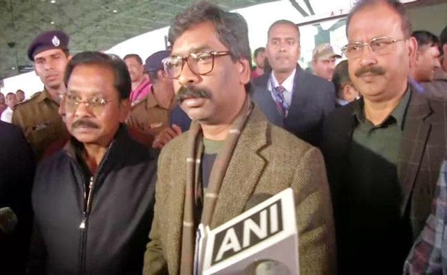 मुख्यमंत्री हेमंत सोरेन ने पत्थलगड़ी हत्या मामले में SIT जांच का दिया आदेश