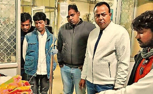 लोहरदगा में सीएए के समर्थन में रैली पर हमला : घायलों को देखने पहुंचे विधायक नवीन व समरी, रघुवर ने कहा- सरकार उठाये कड़े कदम