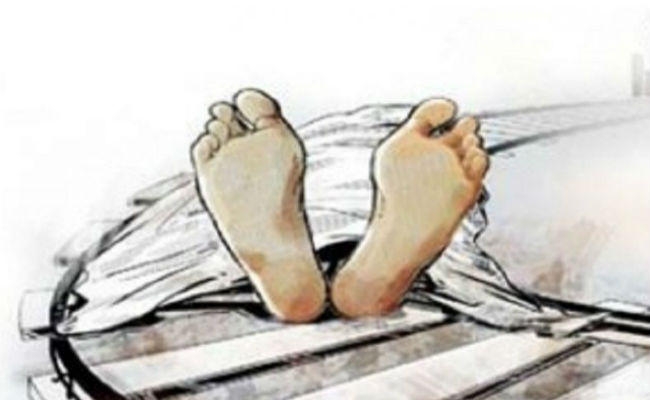 बानो में किसान ने तंगी में व केदला में स्मार्टफोन की जिद में छात्र ने दी जान