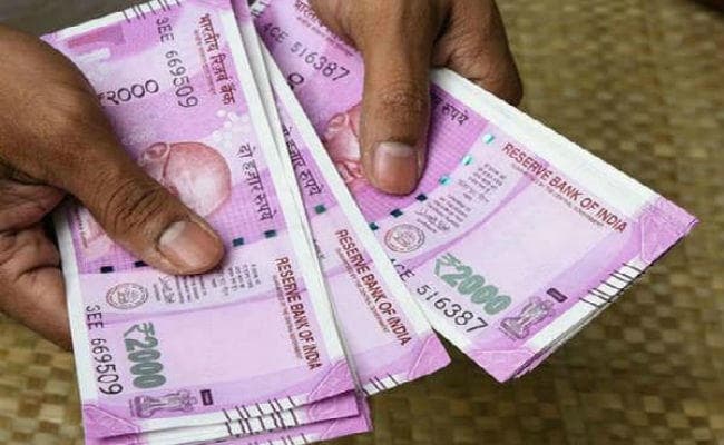 झारखंड बजट : किसान कर्ज होगा माफ, बढ़ेगी मजदूरी, सरकार जुटी बजट प्रारूप को अंतिम रूप देने में झारखंड बजट : किसान कर्ज होगा माफ, बढ़ेगी मजदूरी, सरकार जुटी बजट प्रारूप को अंतिम रूप देने में