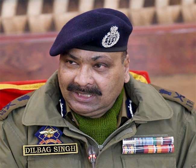 जम्मू कश्मीर में आतंकियों को चुन चुन कर मारेंगे सुरक्षाबल: डीजीपी जम्मू कश्मीर में आतंकियों को चुन चुन कर मारेंगे सुरक्षाबल: डीजीपी