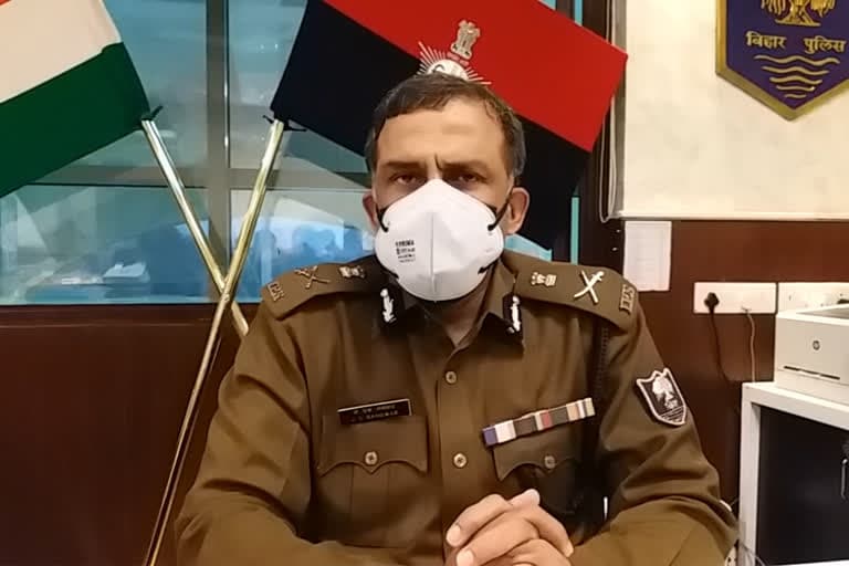 अपराध के मामले में बिहार 24वें स्थान पर, एडीजीपी मुख्यालय बोले- नयी सरकार में कम हुई वारदात अपराध के मामले में बिहार 24वें स्थान पर, एडीजीपी मुख्यालय बोले- नयी सरकार में कम हुई वारदात