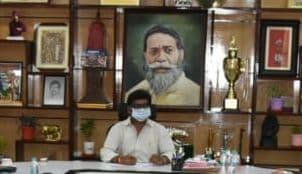 CM हेमंत सोरेन ने झारखंड आंदोलन के बौद्धिक अगुआ बिशप निर्मल मिंज के निधन पर जताया शोक, उन्हें ऐसे किया याद CM हेमंत सोरेन ने झारखंड आंदोलन के बौद्धिक अगुआ बिशप निर्मल मिंज के निधन पर जताया शोक, उन्हें ऐसे किया याद