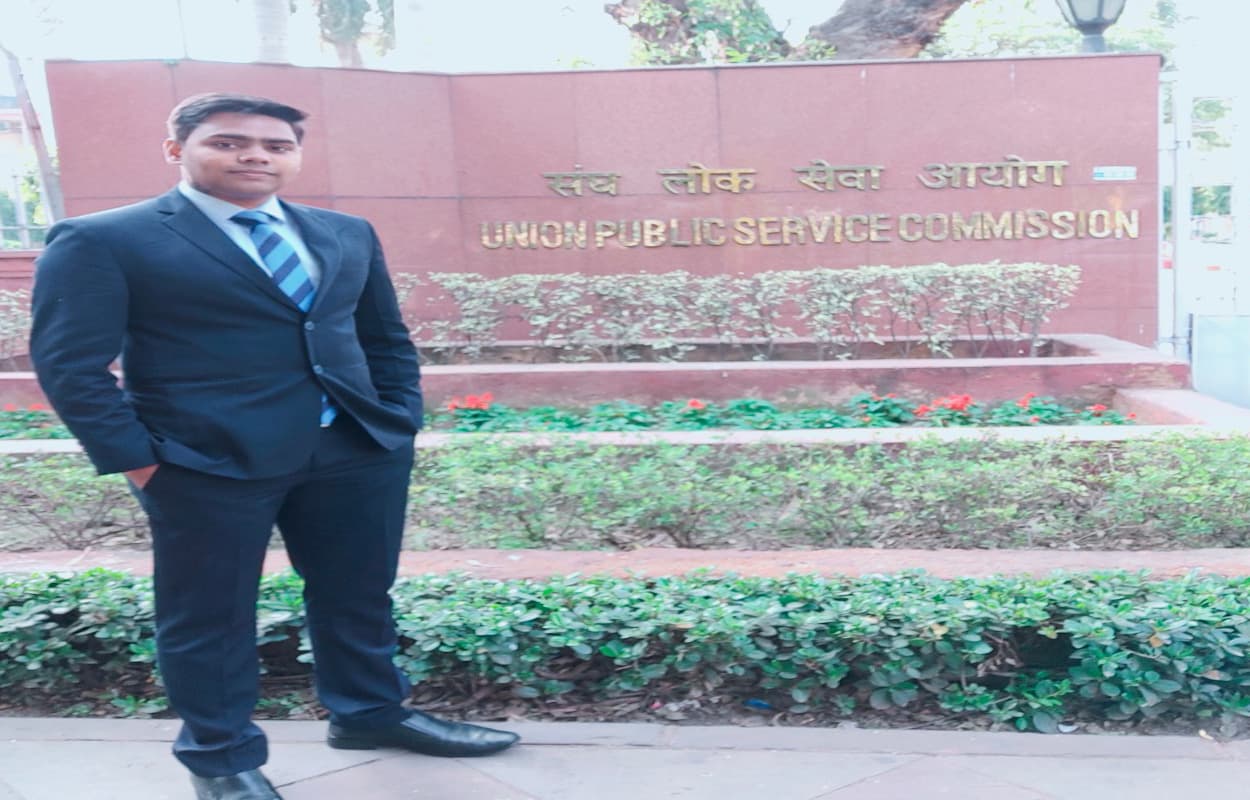 Civil Services Examination 2019 result : 472वां रैंक प्राप्त अभिनव ने जॉब करते पायी सफलता, आईएएस बनने की है इच्छा Civil Services Examination 2019 result : 472वां रैंक प्राप्त अभिनव ने जॉब करते पायी सफलता, आईएएस बनने की है इच्छा