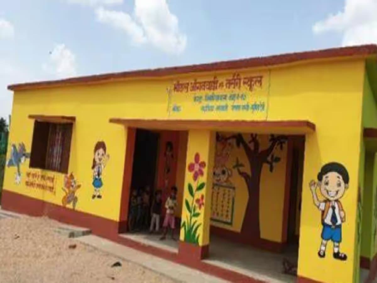 यूपी में नए नियम से होगी आंगनबाड़ी के 53 हजार पदों पर भर्तियां, जानें क्या हुआ बदलाव, कौन कर सकता है आवेदन यूपी में नए नियम से होगी आंगनबाड़ी के 53 हजार पदों पर भर्तियां, जानें क्या हुआ बदलाव, कौन कर सकता है आवेदन