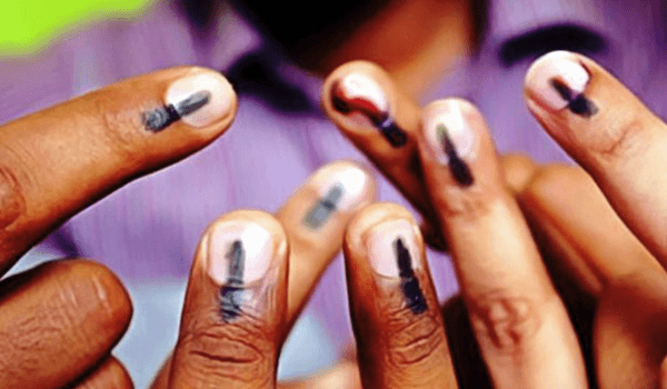 बिहार उपचुनाव: कांग्रेस की मौजूदगी से मुकाबला हुआ दिलचस्प, राजद और जदयू के कद्दावर नेता कर रहे कैंपेन बिहार उपचुनाव: कांग्रेस की मौजूदगी से मुकाबला हुआ दिलचस्प, राजद और जदयू के कद्दावर नेता कर रहे कैंपेन