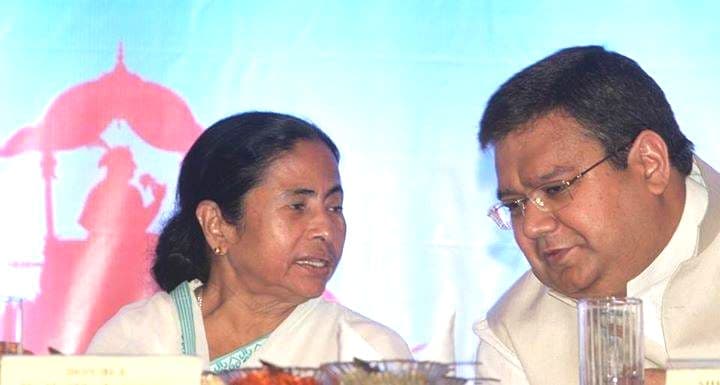 टिकट नहीं मिलने से दिनेश बजाज नाराज, TMC छोड़ BJP में हो सकते हैं शामिल टिकट नहीं मिलने से दिनेश बजाज नाराज, TMC छोड़ BJP में हो सकते हैं शामिल